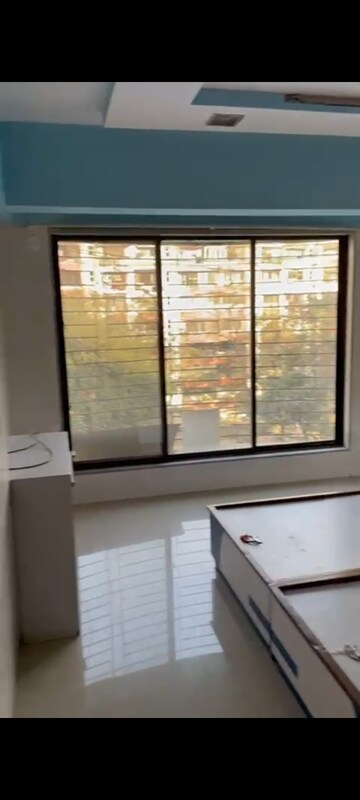 Room in 2 BHK Apartment at Roshan CHS Andheri, Andheri East – for Sale