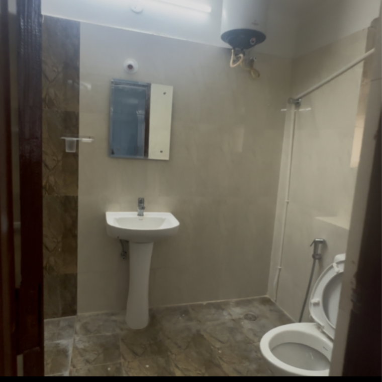 Bathroom, aditya-empress-towers 3 Bedroom 2100 Sq.Ft. Apartment In Surya Nagar Colony Hyderabad 9207342
