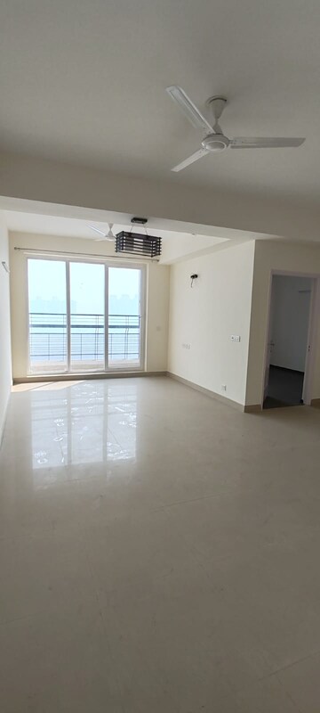 Room in 3 BHK Apartment at Amrapali Heartbeat City, Sector 107 – for Sale