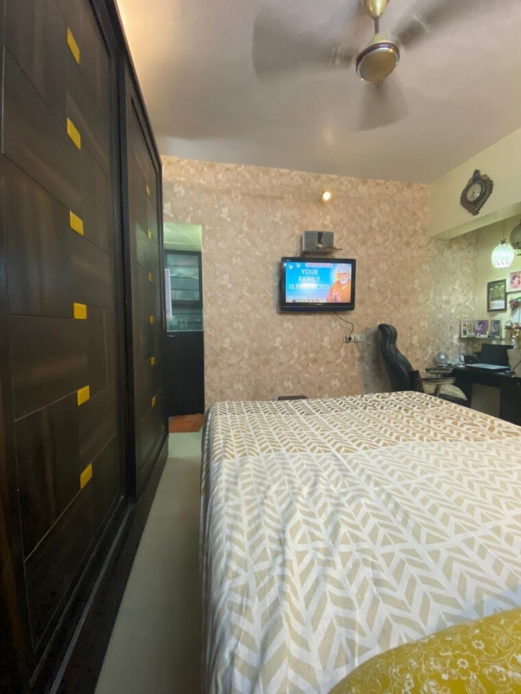  Parking, greeshma-residency-ii 2 Bedroom 1075 Sq.Ft. Apartment In Eastern Express Highway Thane 9207277