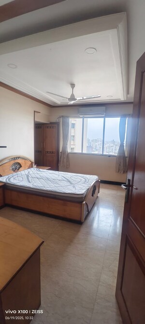 Bedroom in 3 BHK Apartment at Hiranandani Glen Croft, Powai – for Rent