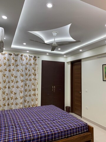 Bedroom in 3 BHK Apartment at Omaxe Grand Omaxe, Gomti Nagar – for Rent