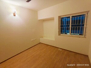 Room in 2 BHK Apartment at Brigade Parkside North, Jalahalli – for Rent