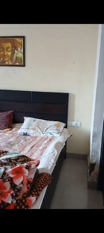Bedroom in 3 BHK Apartment at Hawelia Valencia Homes, Sector 1 Greater Noida – for Rent
