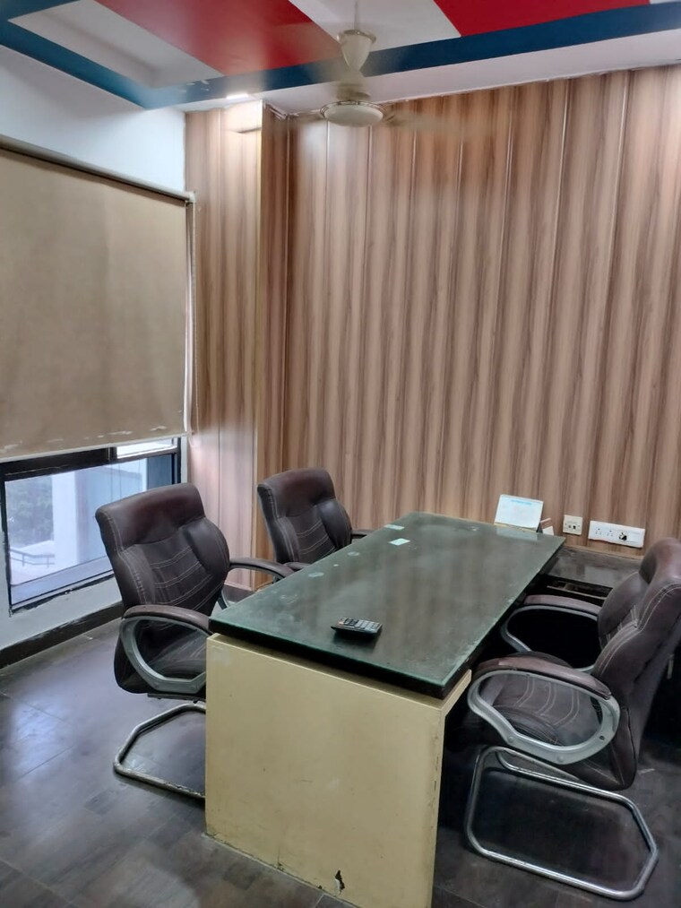 Team Area, gomti nagar Commercial Office Space 1250 Sq.Ft. In Gomti Nagar Lucknow 9207465