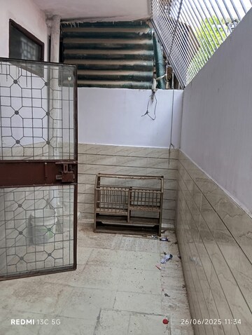 Staircase in 1 BHK Apartment at Sector 45 – for Rent