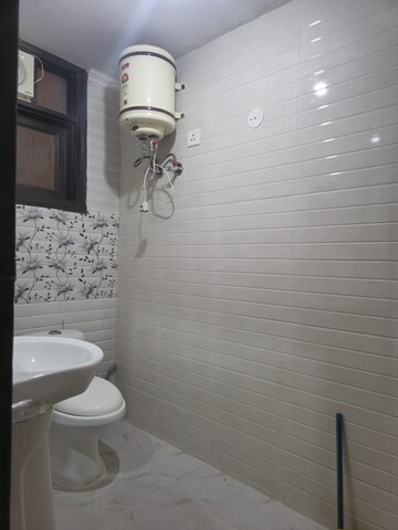 Bathroom in 1 BHK Apartment at Palm Residency Chhatarpur, Chattarpur – for Rent