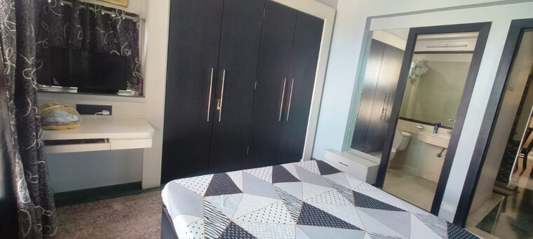 Bedroom, hiranandani-meadows 3 Bedroom 1345 Sq.Ft. Apartment In Manpada Thane 9207516