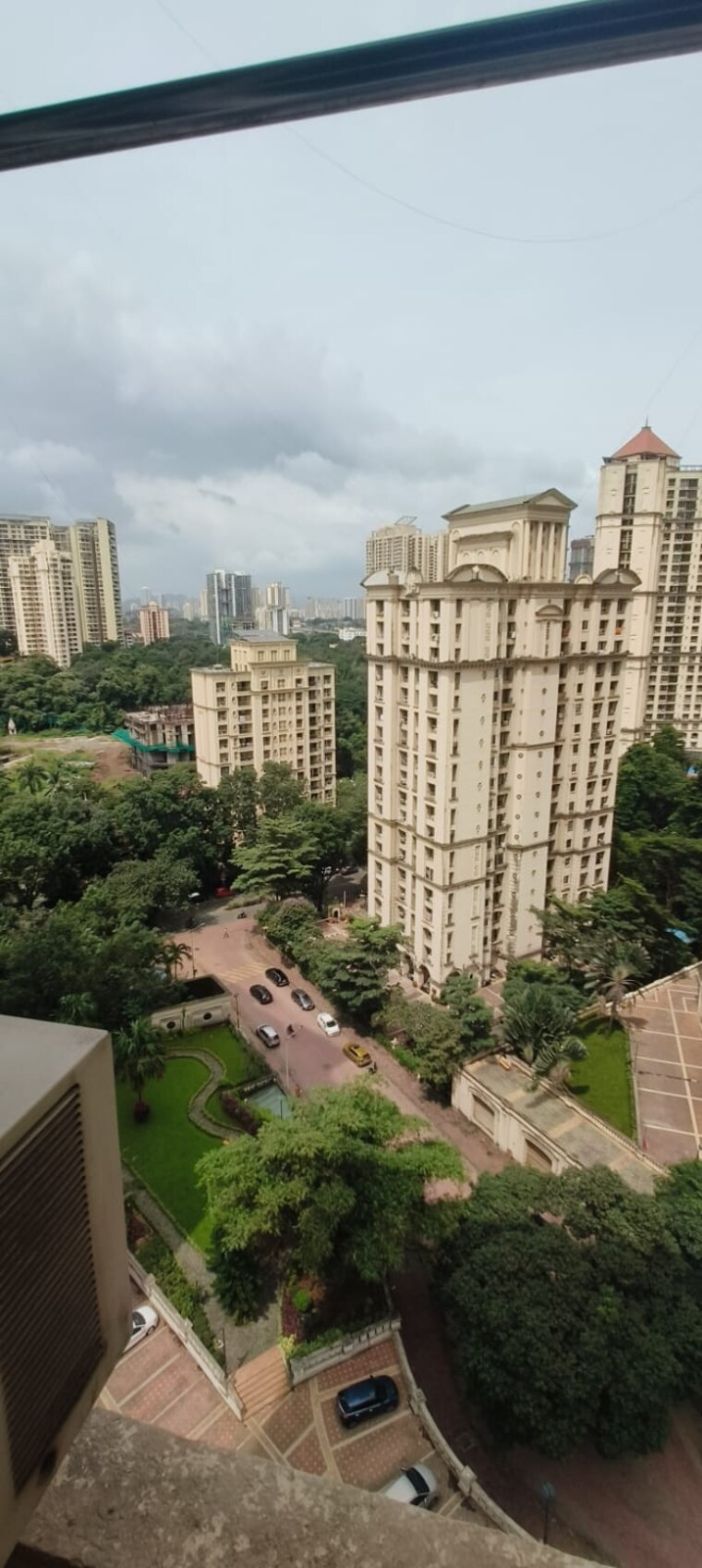 Exterior View, hiranandani-meadows 3 Bedroom 1345 Sq.Ft. Apartment In Manpada Thane 9207516