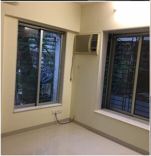 Room in 3 BHK Apartment at Shivam Neelsagar CHS Ltd, Chembur – for Rent