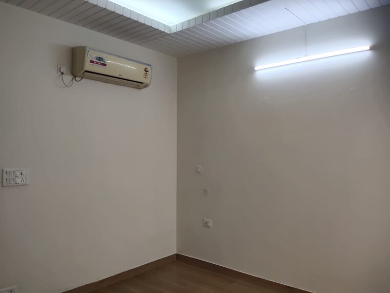 Room, bptp-spacio 2 Bedroom 1000 Sq.Ft. Apartment In Sector 37d Gurgaon 9207555