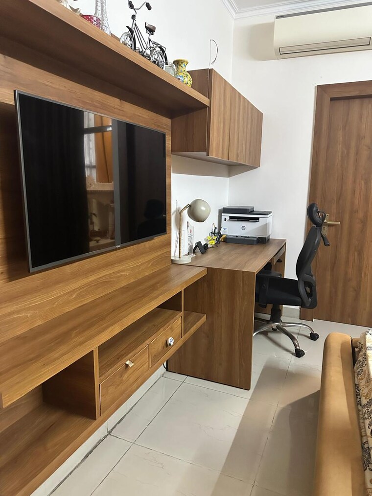 Kitchen, crossing-republik Studio 500 Sq.Ft. Apartment In Crossing Republic Ghaziabad 9207579