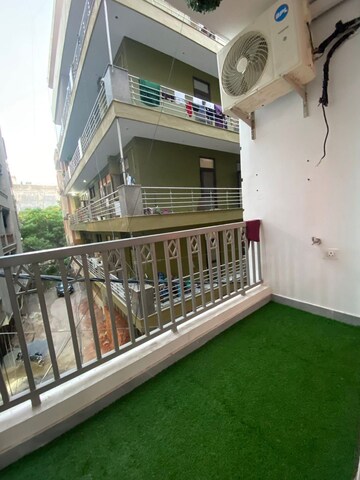 Balcony in 1.5 BHK Apartment at Palm Residency Chhatarpur, Chattarpur – for Rent