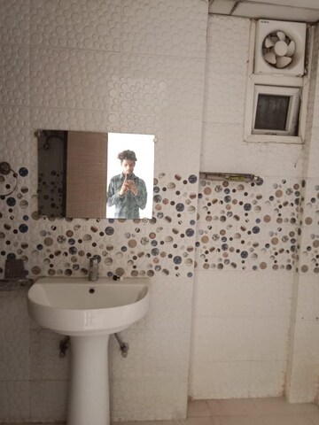 Bathroom in 3 BHK Apartment at Crossing Republik, Crossing Republic – for Rent
