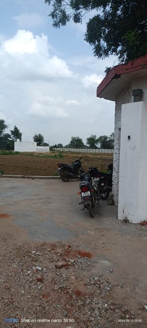  Plot For Sale in Bhondsi