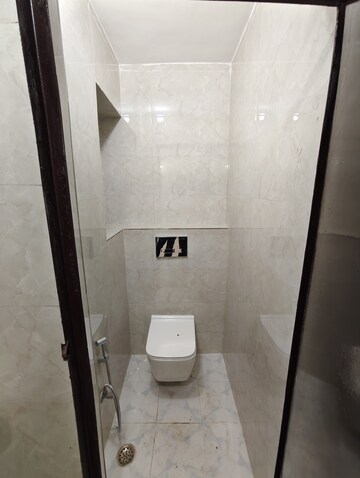 Bathroom in 1 BHK Apartment at Dwarka Mor – for Rent