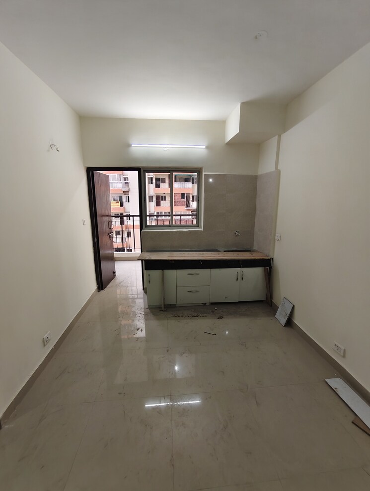Kitchen, dwarka mor 1 Bedroom 400 Sq.Ft. Apartment In Dwarka Mor Delhi 9207628