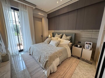 Bedroom in 3 BHK Builder Floor at Paras Floret, Sector 59 – for Sale