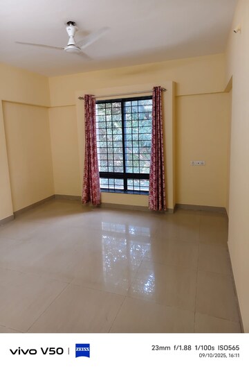 Room in 2 BHK Apartment at Deokar Residency, Wadgaon Sheri – for Rent