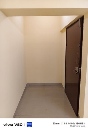 Room in 2 BHK Apartment at Deokar Residency, Wadgaon Sheri – for Rent