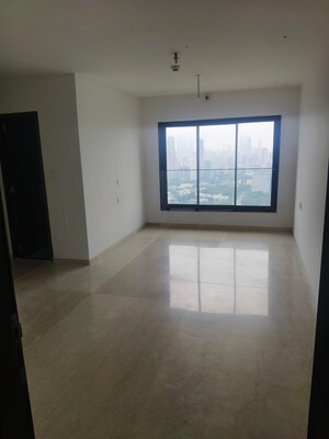 Room in 2 BHK Apartment at Neumec Shreeji Towers, Wadala East – for Sale