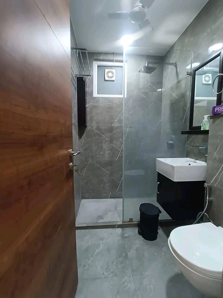 Bathroom, palm-residency-chhatarpur 2 Bedroom 1000 Sq.Ft. Apartment In Chattarpur Delhi 9207748