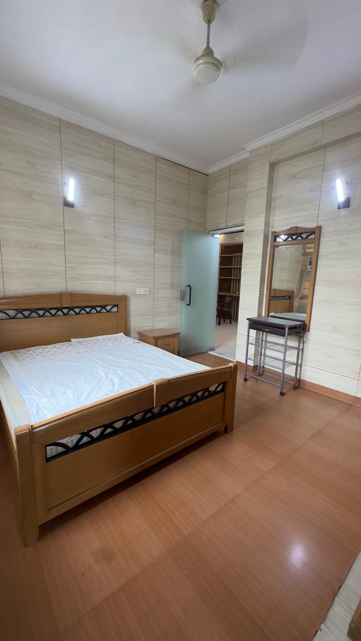 3 BHK Builder Floor For Rent in Vasant Vihar
