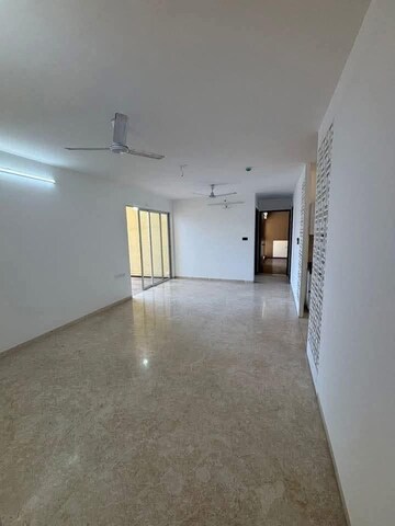 2 BHK Apartment For Rent in Ganga Platino, Kharadi