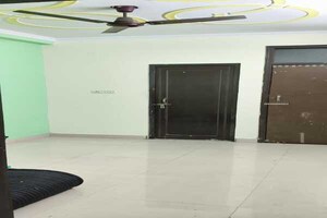 Room in 1 BHK Apartment at Ashok Nagar – for Rent