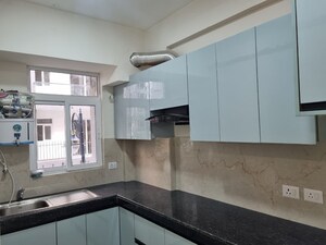 Kitchen in 2.5 BHK Builder Floor at Smart World Gems, Sector 89 – for Sale