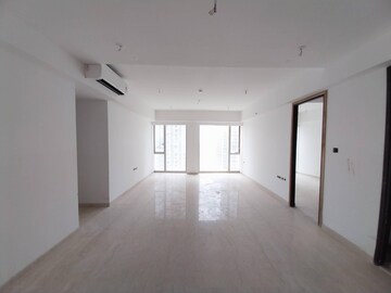 Building Lobby in 3 BHK Apartment at Lodha The Park, Worli – for Sale