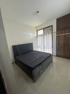 Room in 3 BHK Builder Floor at AEZ Aloha, Sector 57 – for Rent