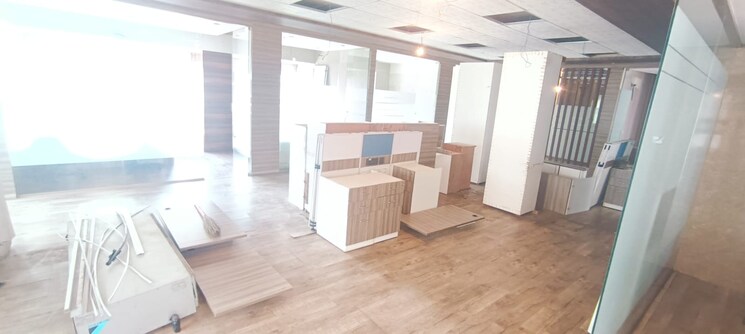 Team Area, malad east Commercial Office Space 2250 Sq.Ft. In Malad East Mumbai 9207815