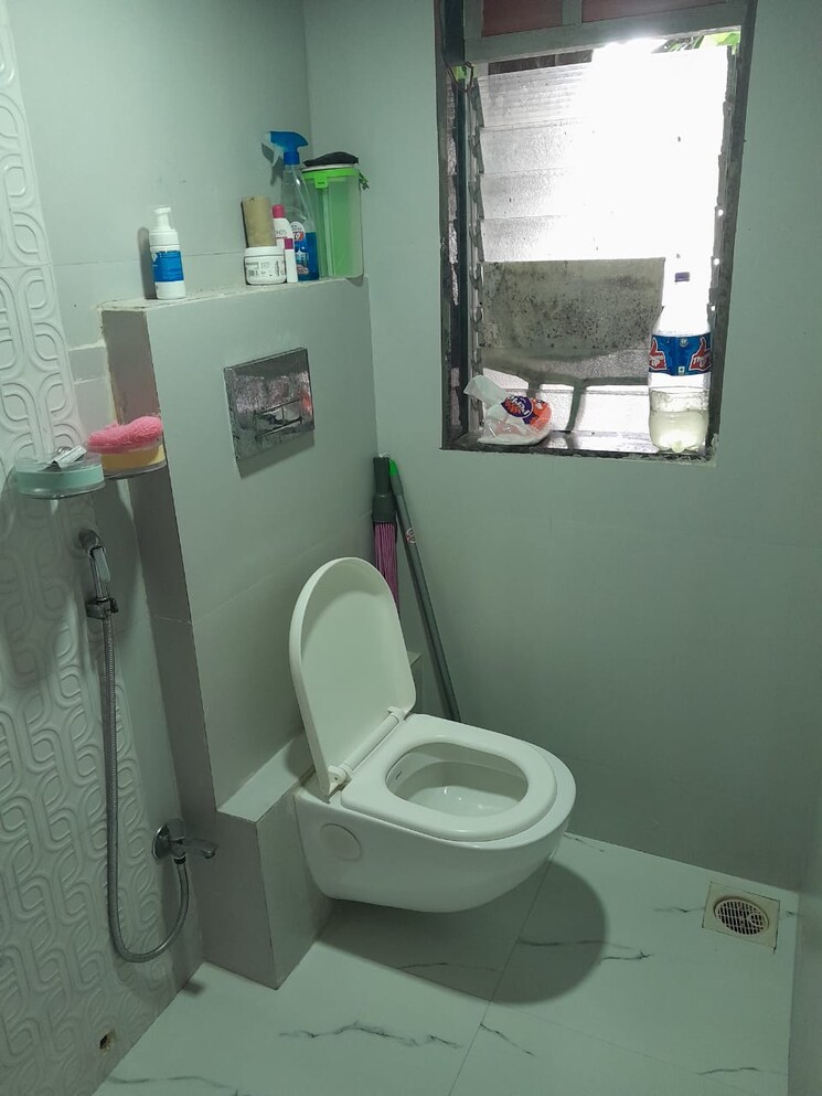 Bathroom, k-raheja-palm-spring 1 RK 400 Sq.Ft. Apartment In Malad West Mumbai 9207851