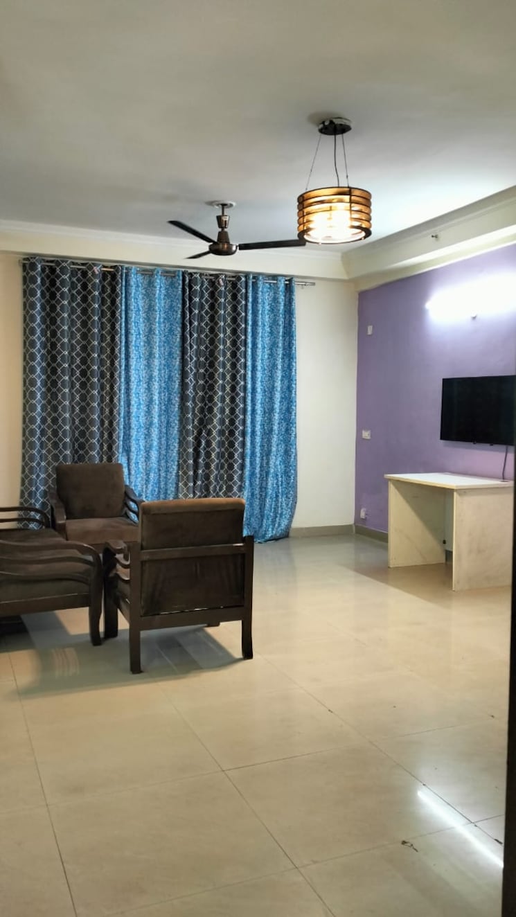 Master Bedroom, amrapali-crystal-homes 3 Bedroom 1375 Sq.Ft. Apartment In Sector 76 Noida 9207838