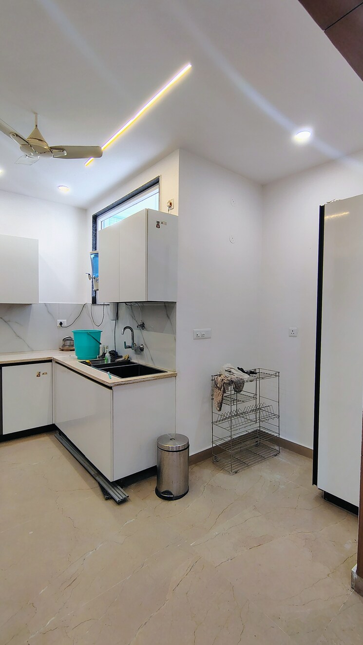 Team Area, sushant-lok-2 3 Bedroom 2000 Sq.Ft. Builder Floor In Sector 57 Gurgaon 9207860