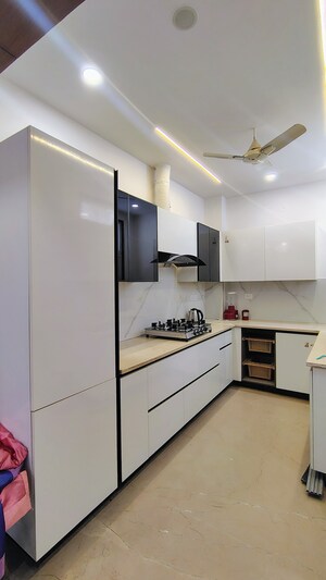 Kitchen in 3 BHK Builder Floor at Sushant Lok 2, Sector 57 – for Rent