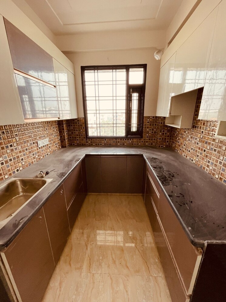 Kitchen, apex-apartments 3 Bedroom 1850 Sq.Ft. Builder Floor In Sector 45 Gurgaon 9207857