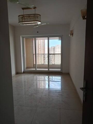 Room in 3 BHK Apartment at ABA Ivy County, Sector 75 – for Rent