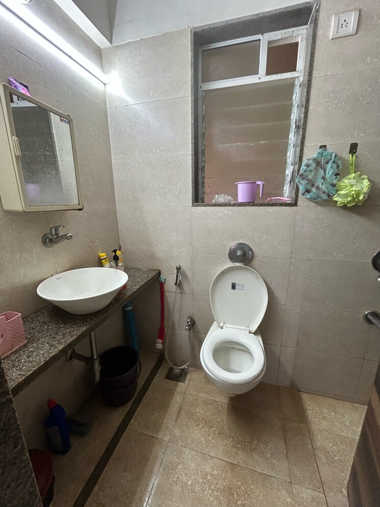 Bathroom, metropolis-rivera 1 Bedroom 443 Sq.Ft. Apartment In Koliwada Thane 9207868