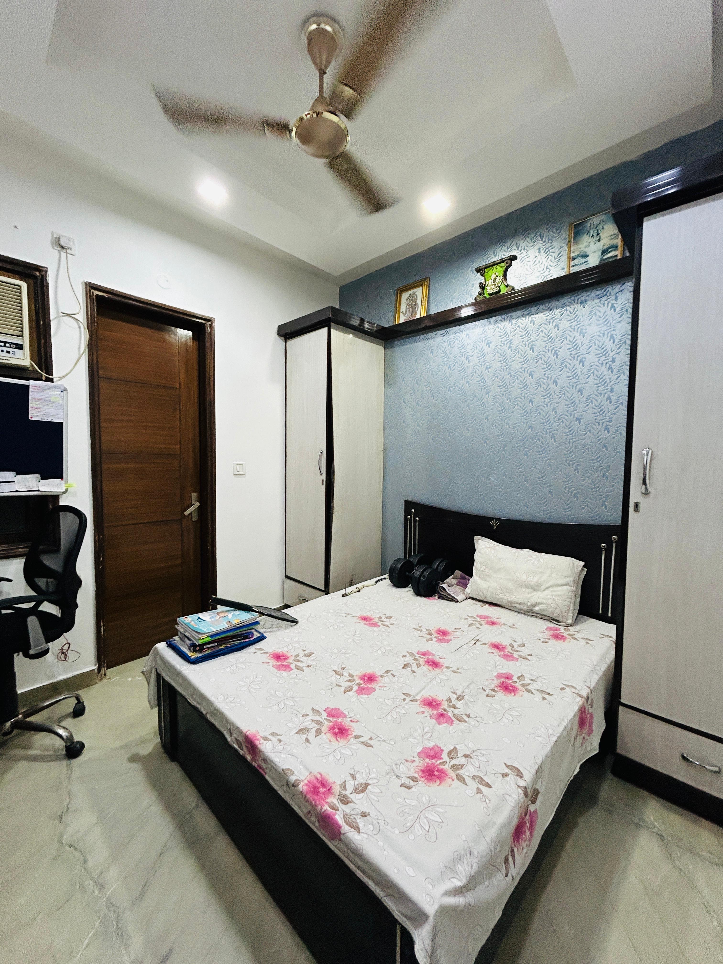 2 BHK Apartment For Rent in Godrej Nest Kandivali