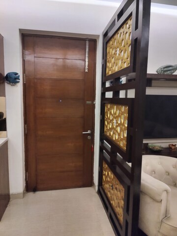 Furnished Amenities in 3 BHK Apartment at Emaar Emerald Estate, Sector 65 – for Rent