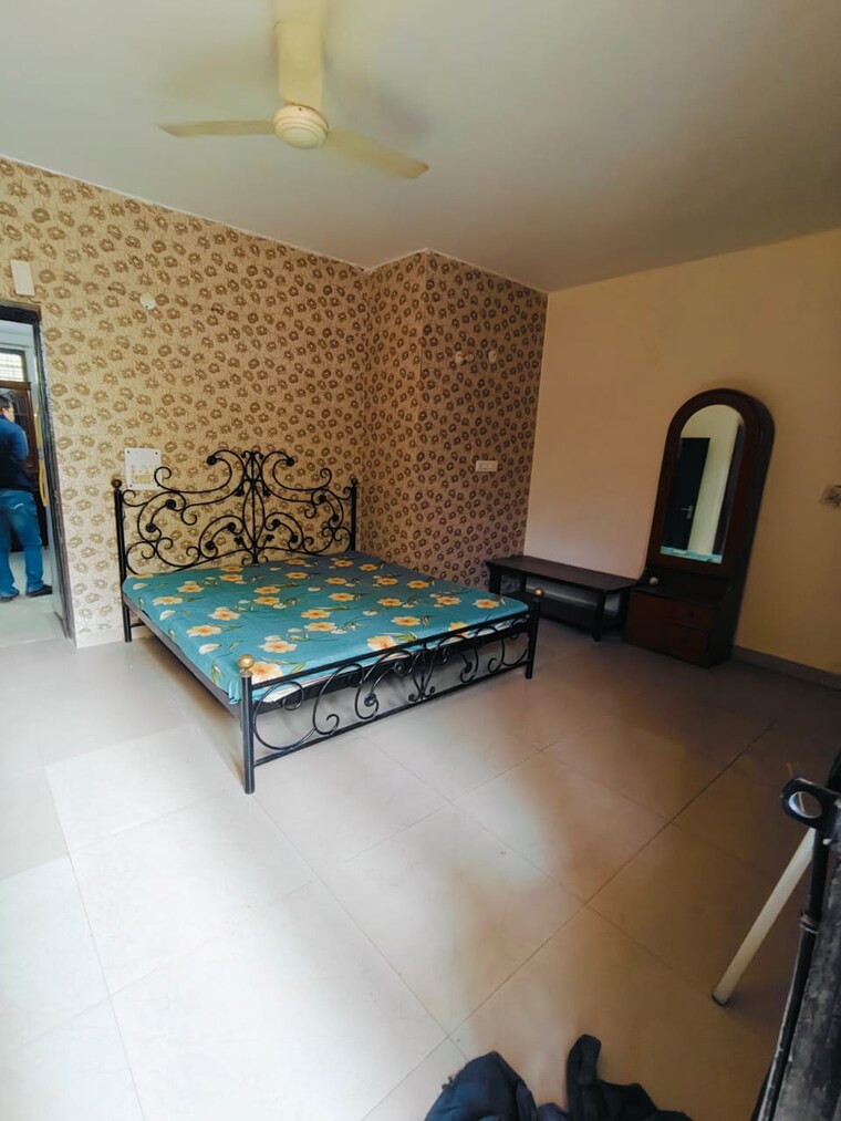 Bedroom, ardee-city 2.5 Bedroom 1860 Sq.Ft. Builder Floor In Sector 52 Gurgaon 9208016