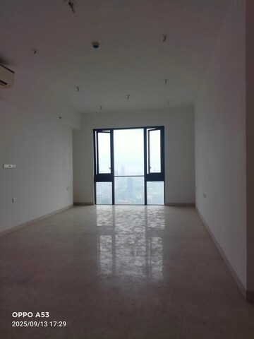 Room in 3 BHK Apartment at Lodha Allura, Worli – for Sale