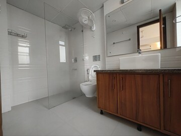 Kitchen in 3 BHK Apartment at Parsvnath Exotica, Sector 53 – for Rent