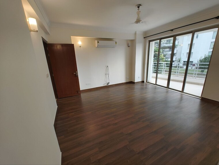 Room, parsvnath-exotica 3 Bedroom 2895 Sq.Ft. Apartment In Sector 53 Gurgaon 9208012