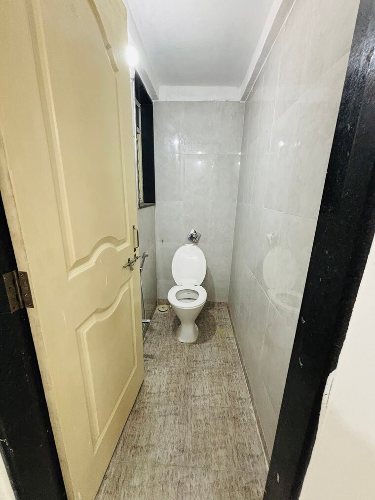 Bathroom, shiv-malhar-wakad 1 Bedroom 450 Sq.Ft. Apartment In Wakad Pune 9208015