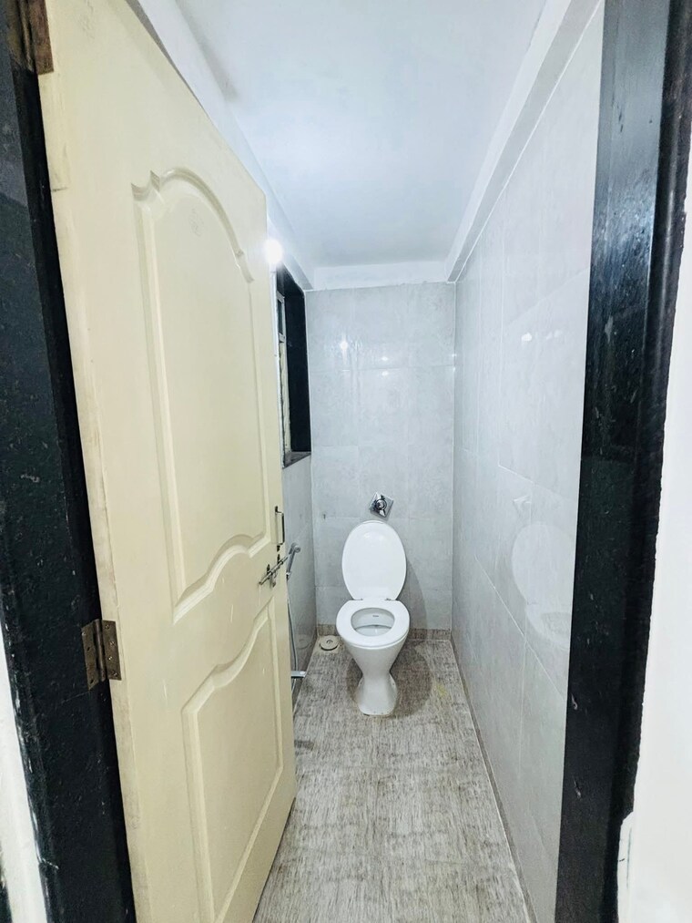 Bathroom, shiv-malhar-wakad 1 Bedroom 450 Sq.Ft. Apartment In Wakad Pune 9208015