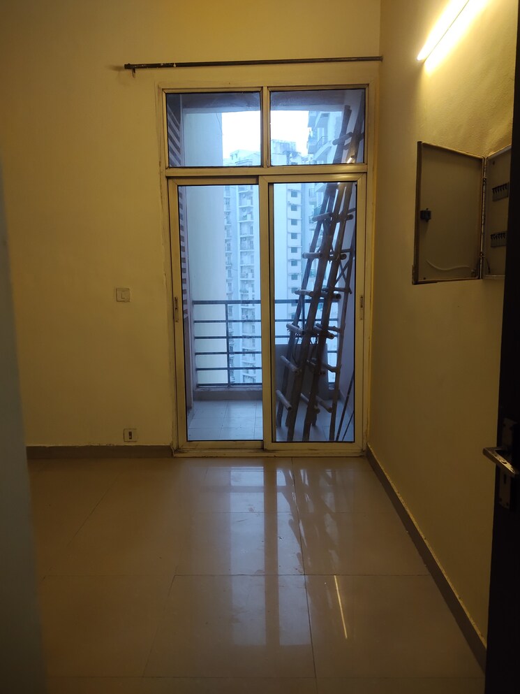 Room, assotech-windsor-court 3 Bedroom 1390 Sq.Ft. Apartment In Sector 78 Noida 9208034