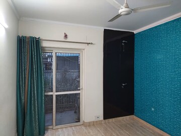 Room in 2 BHK Apartment at Shiv Sai Park Apartments, Sector 87 – for Sale
